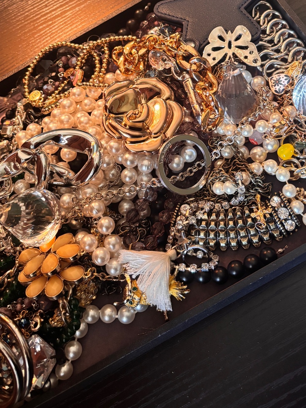 4lbs. Jewelry Lot. Gold, Silver, Pearl, Chains, Pendants & Beads. #jewelrymaking - Picture 2 of 4
